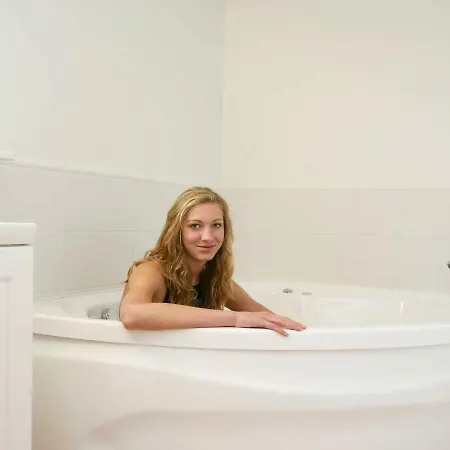 Three-bedroom Holiday In 1 * Vejby